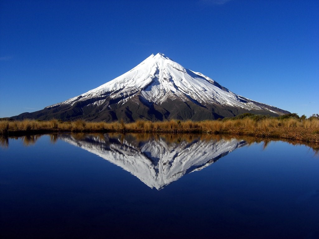 Mt Taranaki and lake